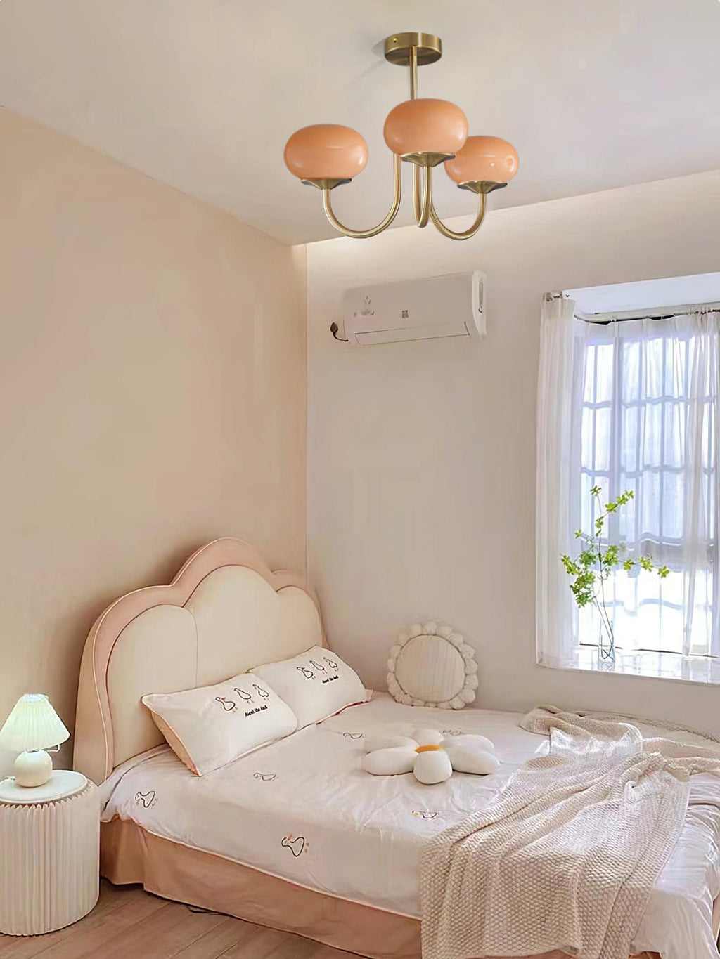 Różany Kryształowy Żyrandol